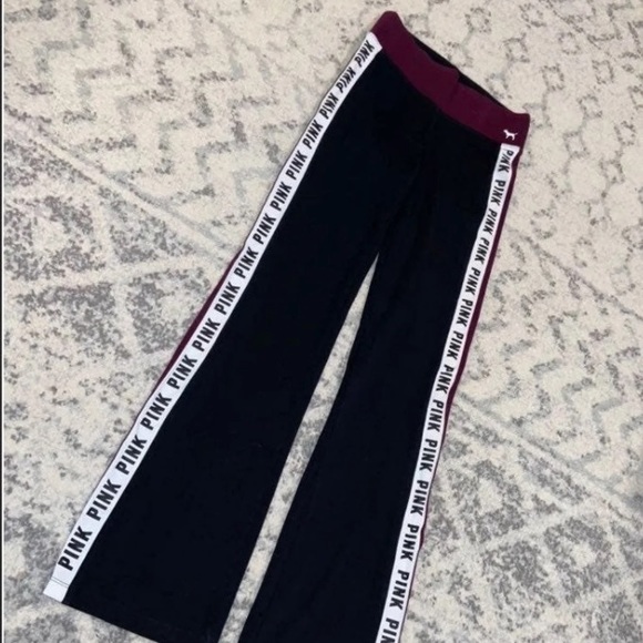 Victoria Secret PINK Yoga Pants - Picture 2 of 7